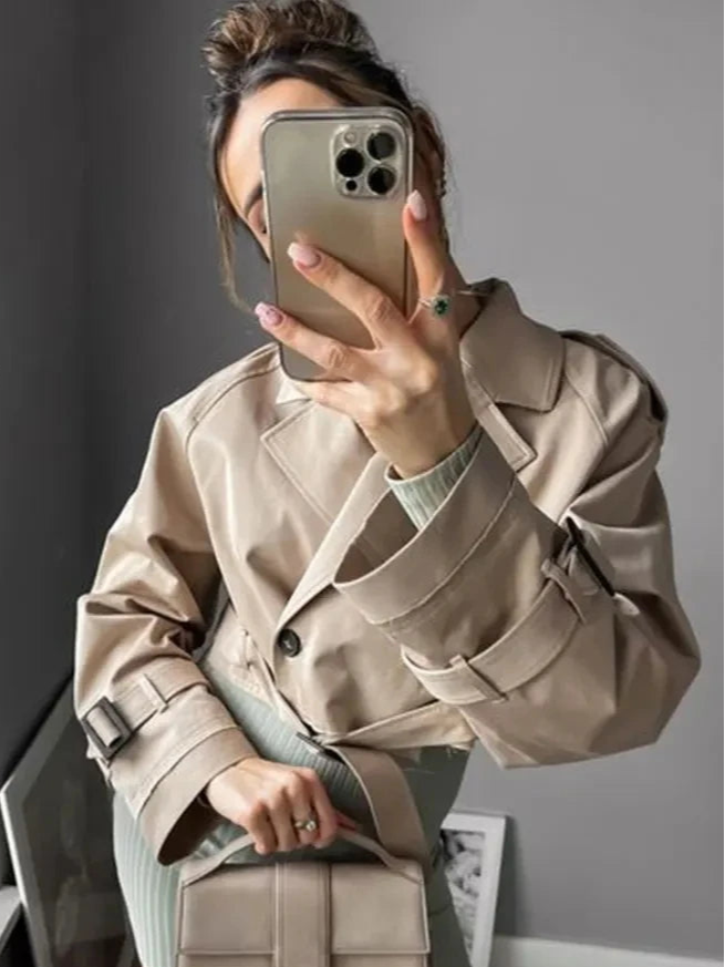 Léa  | Cropped Trench Jas